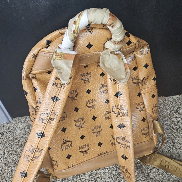 MCM Backpack With Scarf AUTHENTIC - Picture 12 of 16